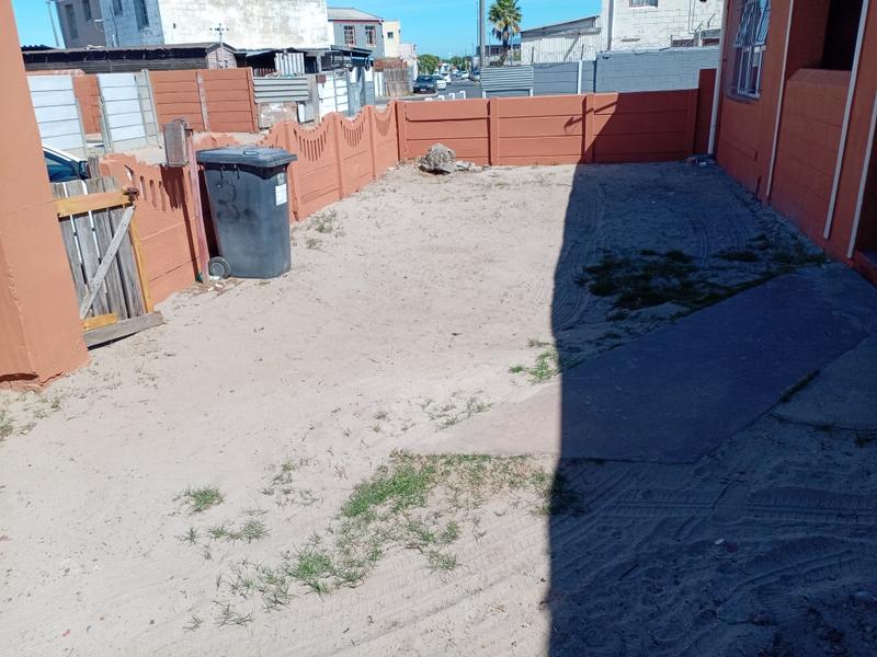 4 Bedroom Property for Sale in Seawinds Western Cape
